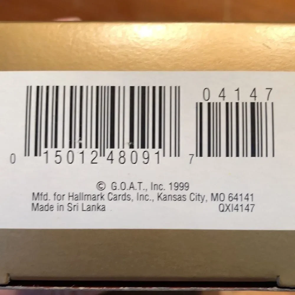 Hallmark Muhammad Ali ornament 1999‎